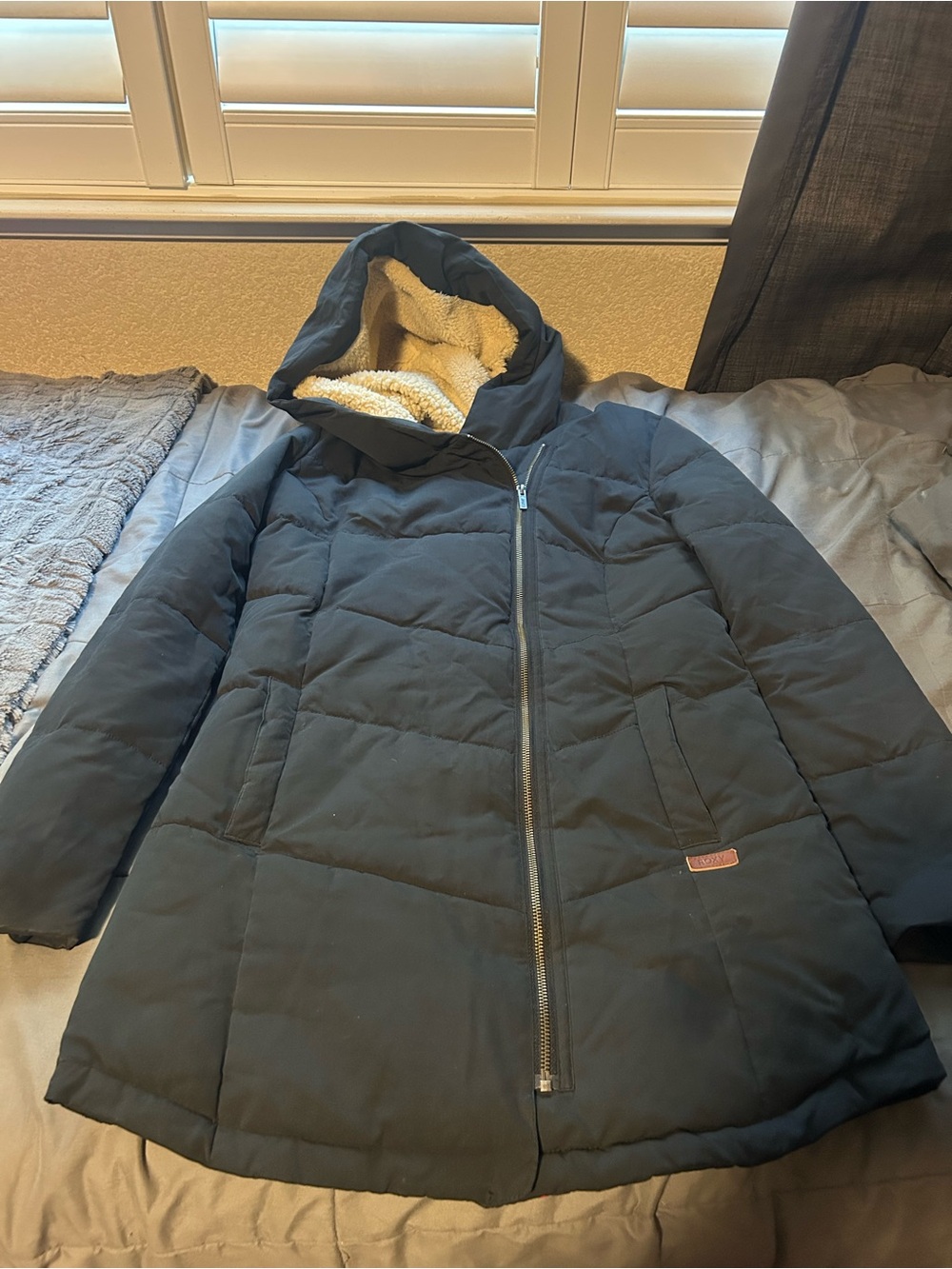 Roxy Women's Black Hooded Puffer Coat with Sherpa Lining
